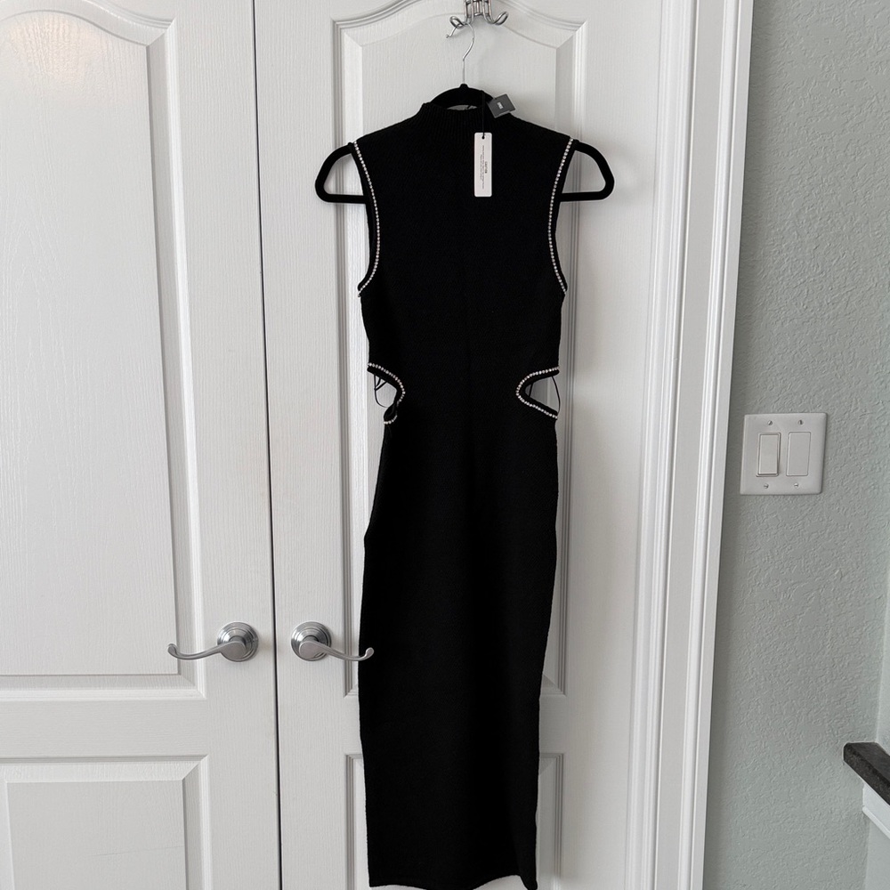 Elegant Black Sleeveless Cut Out Sweater Dress